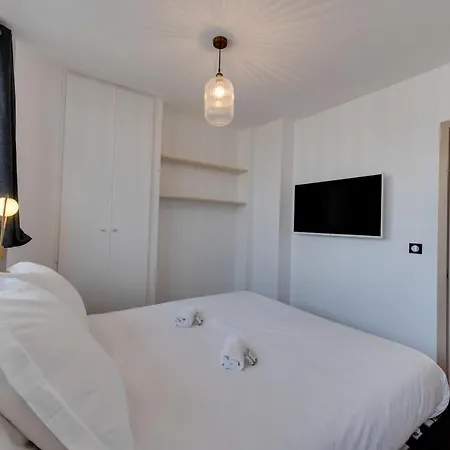Swan - Design Face Au D'annecy Appartement *